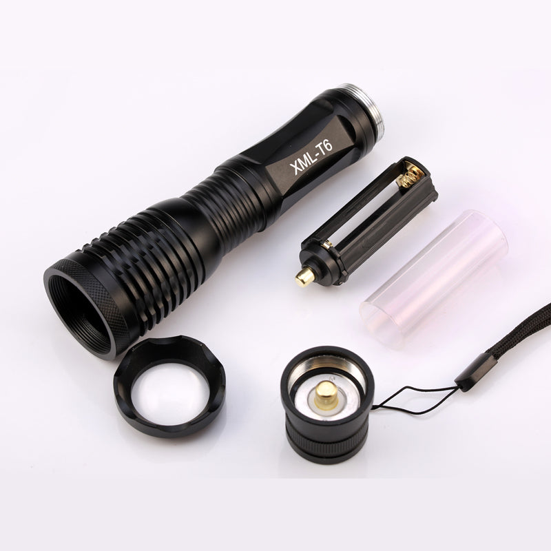 GA - Zoomable Tactical LED Flashlight 8000 Lumens