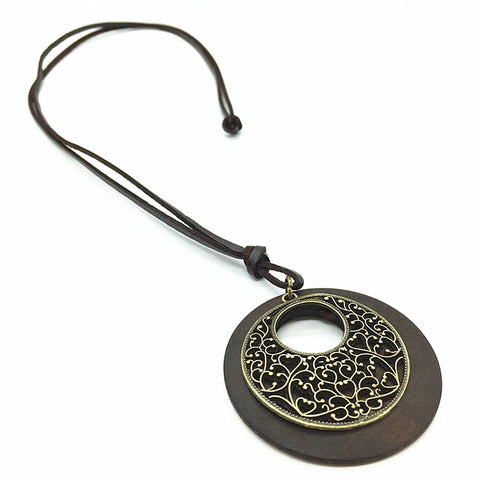 GA - Vintage Wood and Pendant Necklace