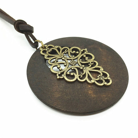 GA - Vintage Wood and Pendant Necklace