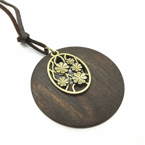 GA - Vintage Wood and Pendant Necklace